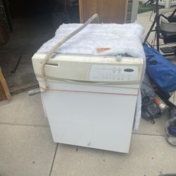 Whirlpool Dishwasher 