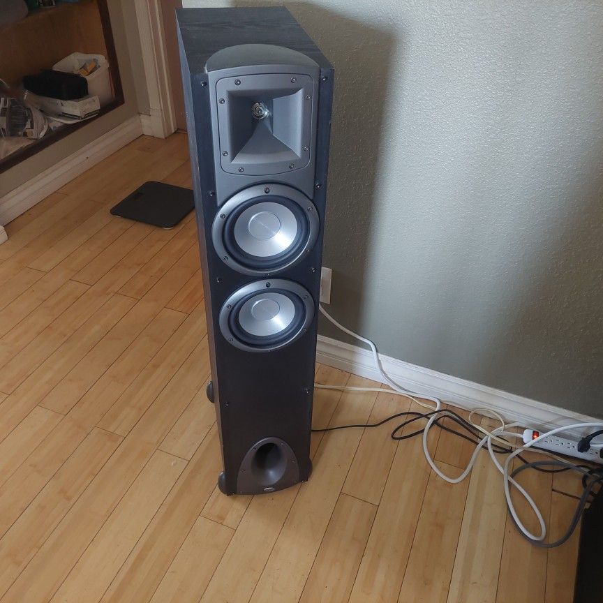 Pair Of Tower Klipsch 100w