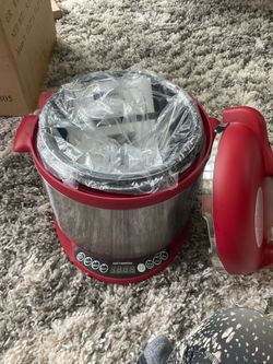 Cook’s Essential Electric 4QT Pressure Cooker