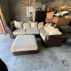 Brown Sectional W ottoman- Very Clean 