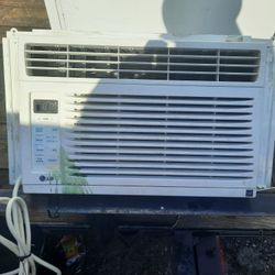  LG Air Conditioner 6k Btu