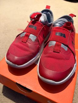 Nike Flex Runner 2 size 12c