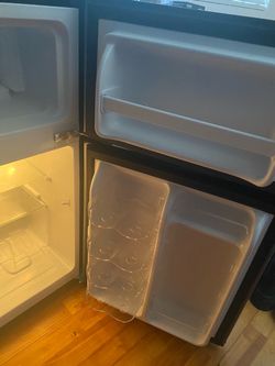 Hisense Mini fridge