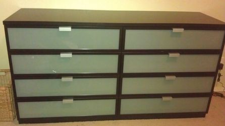 Ikea 8 drawer dresser frosted deals glass