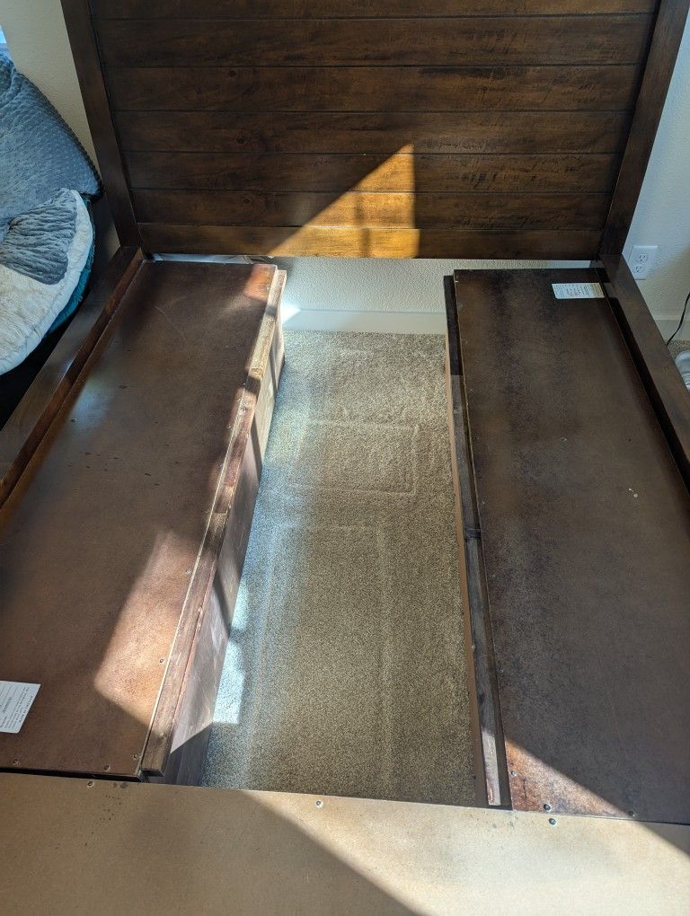 Sleigh solid wood bed 6 Drawer Full Size