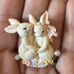 mr. And Mrs. Bunny Avon Novelty Pin