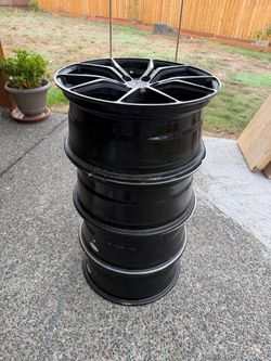 Set of 4 Black Machined Face Alloy Wheels