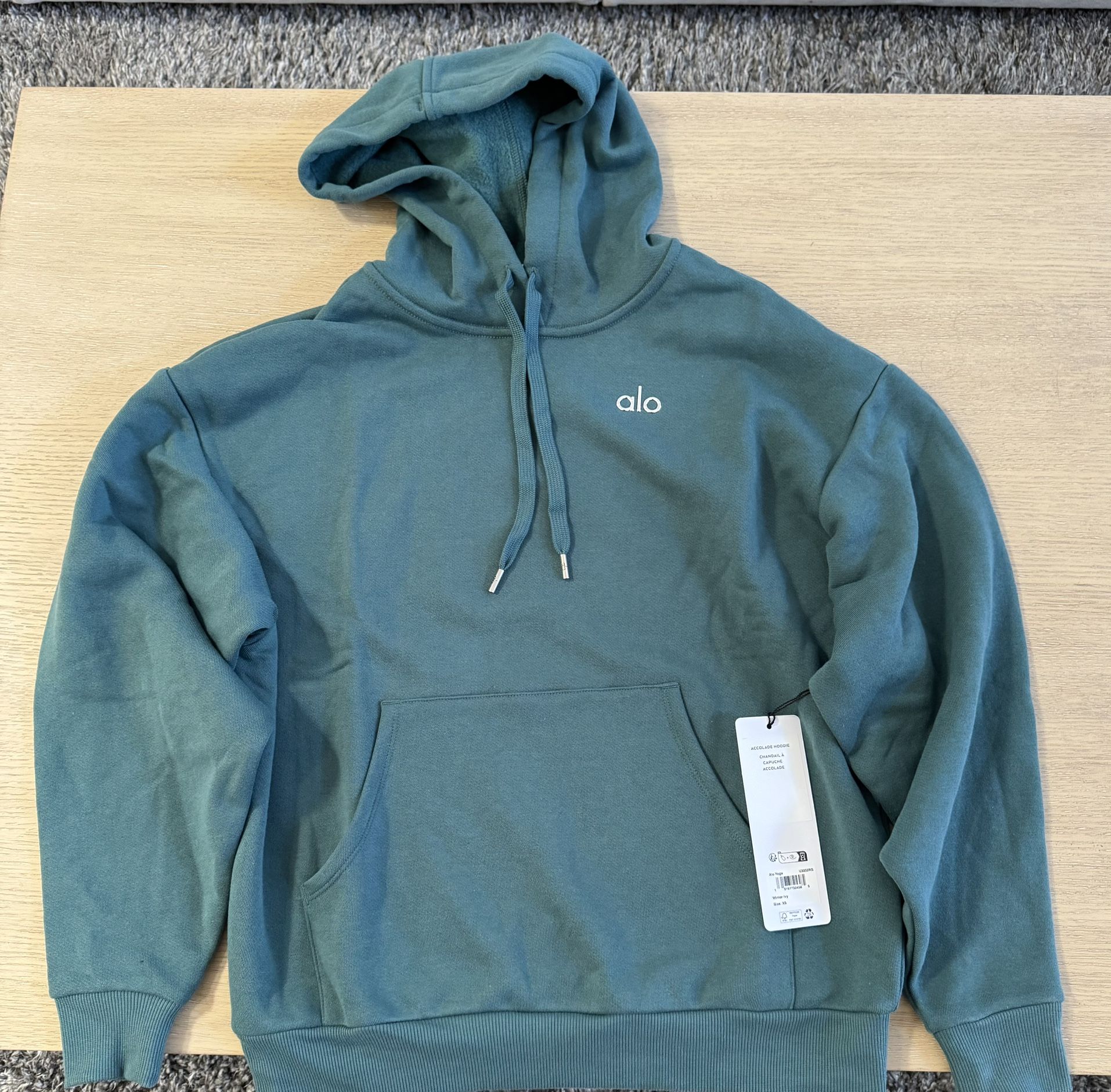 Alo Accolade Hoodie ( New) XS Winter Ivy