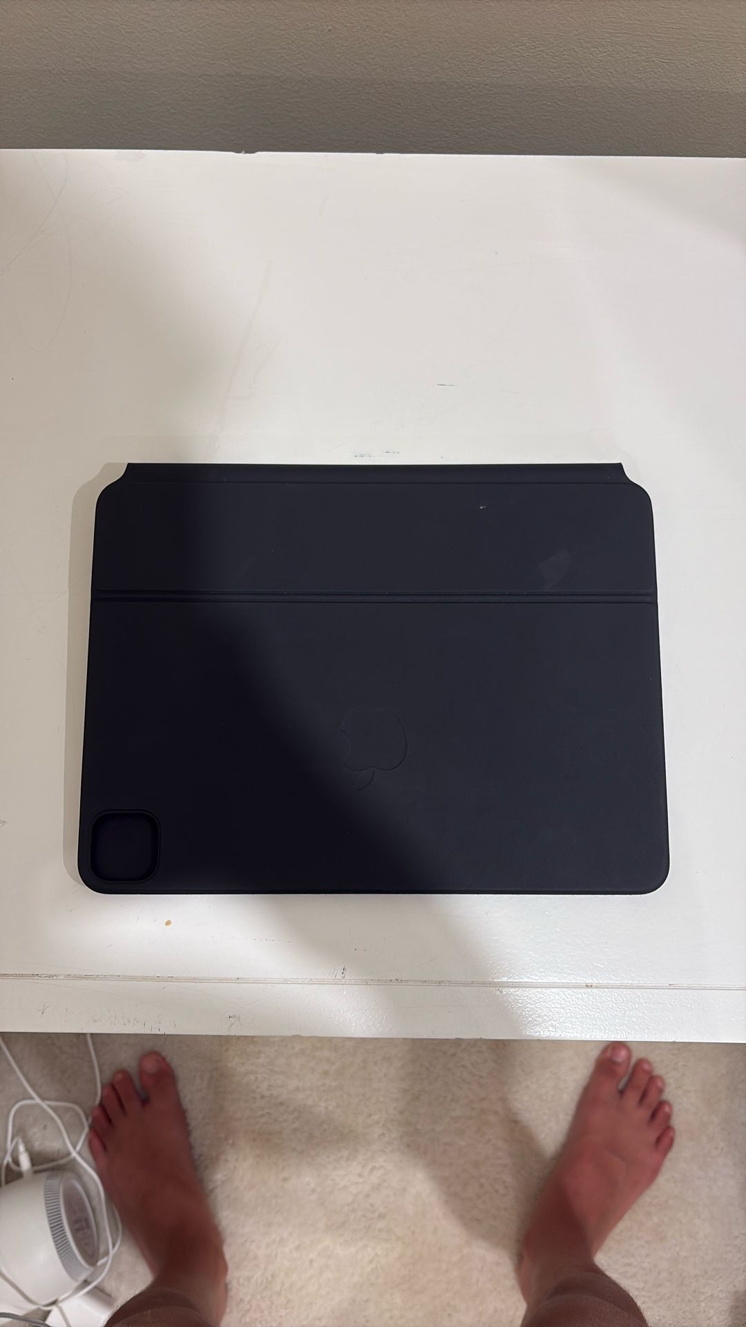 Small iPad Holder Plus built-In Charger With Keyboard