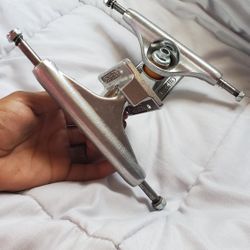 Independent Trucks Stage 11 139