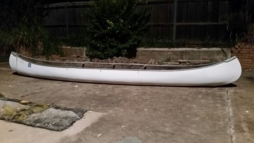 17' Grumman Fiberglass Canoe, Quapaw Canoe Co., Quapaw Ok.