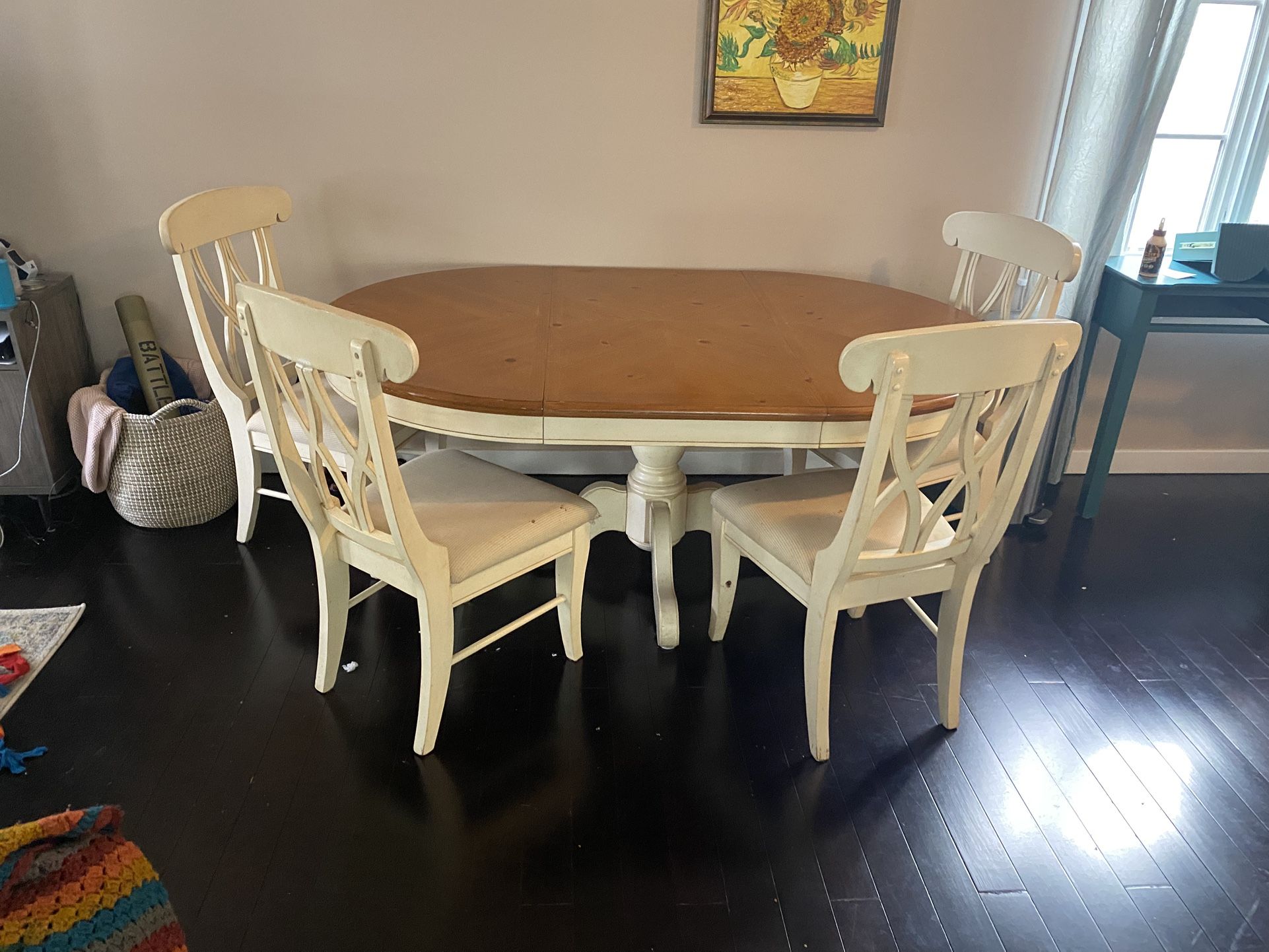Extendable Dining Table And 4 Chairs