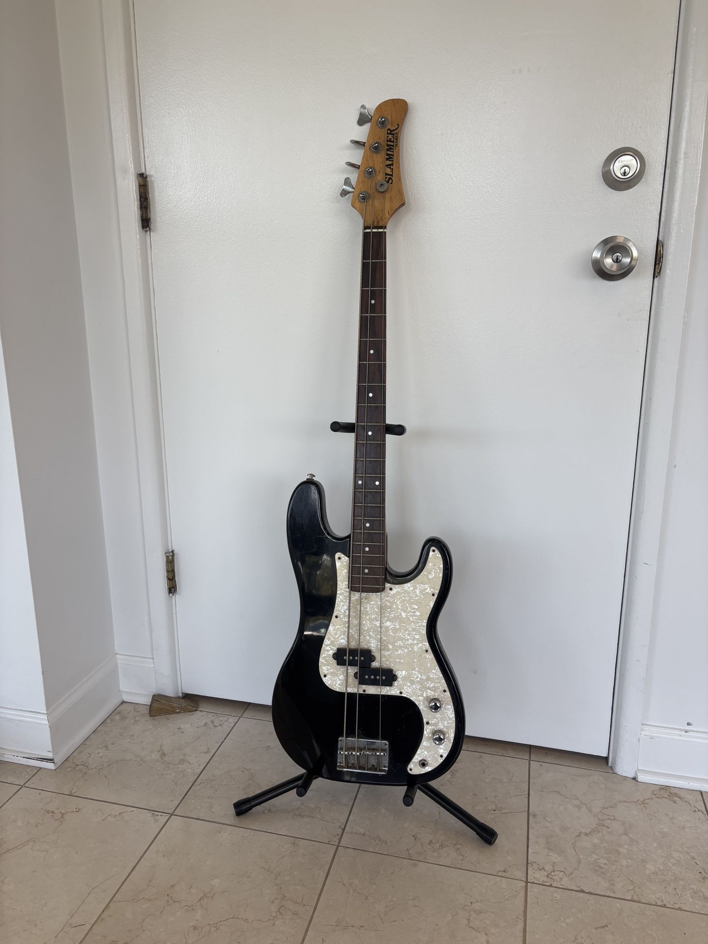 Hamer Slammer Bass Guitar