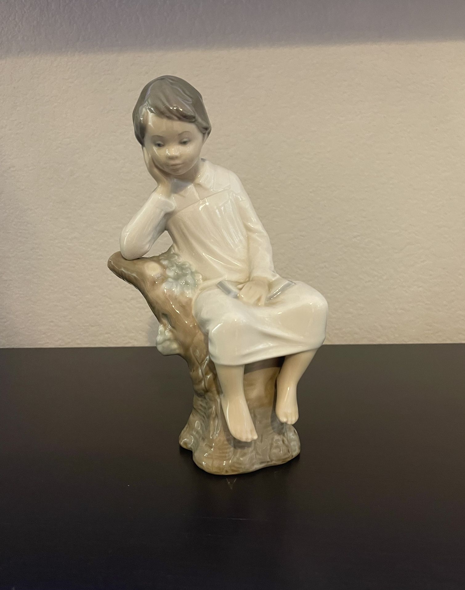 Authentic Lladro Boy Sitting Thinking on Tree Stump with Book