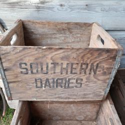 Southern Dairies Wooden Milk Crate