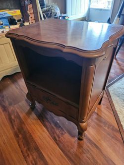 Ventura Cherry Nightstand 