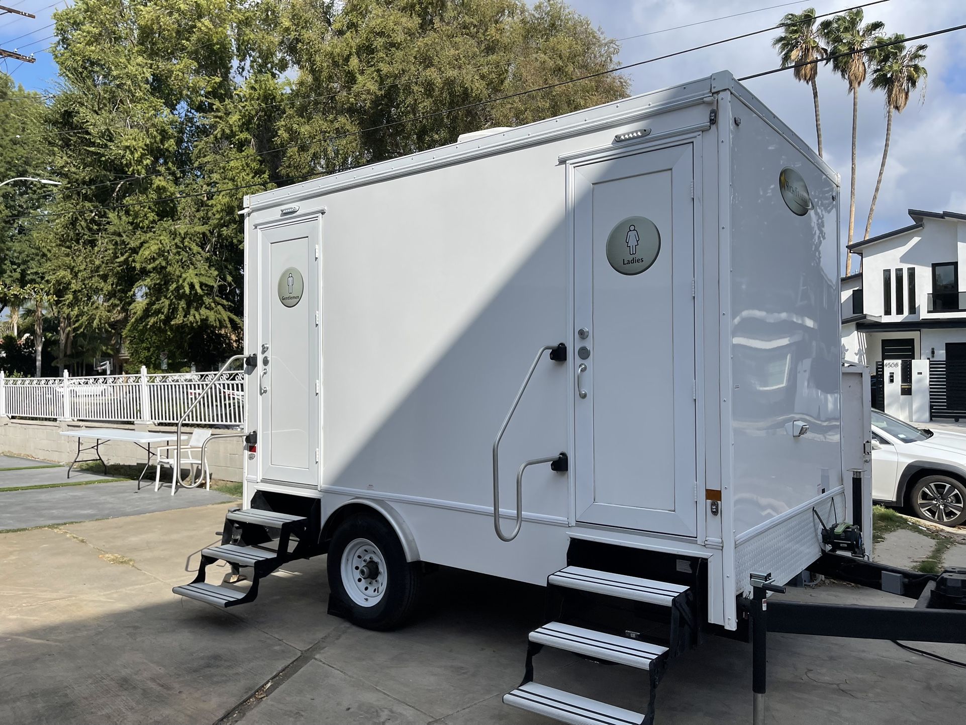 Restroom Trailer for Sale in San Fernando, CA - OfferUp
