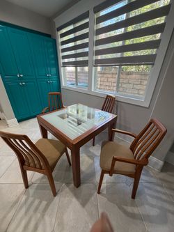 Dining Table Oak Wood and Glass tops