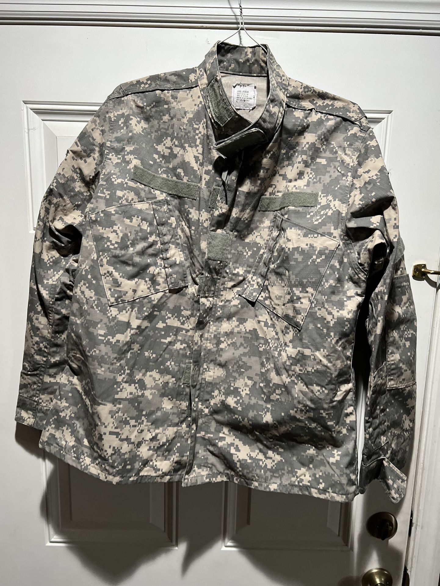 US Army ACU Coat, Jacket, Uniform Top, Shirt Digital Camo Large Regular