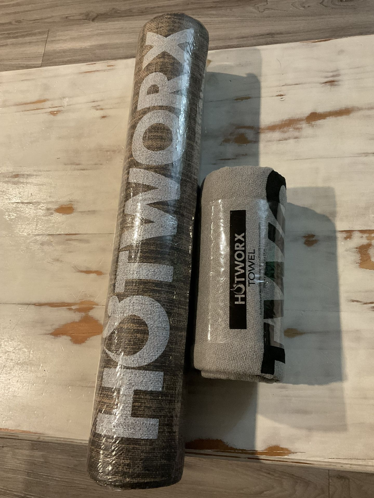 Hotworx Yoga Mat & Towel (Still Wrapped)