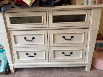 Home dresser set