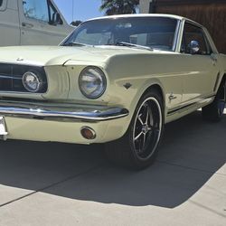 1965 Ford Mustang