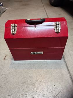 Red Hand Toolbox with shelf’s