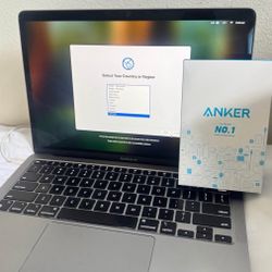 50% off NOW Need to seek before i travel. MacBook Air M1 (2020) — Excellent Condition