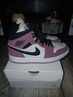 JORDAN 1's woman size 8