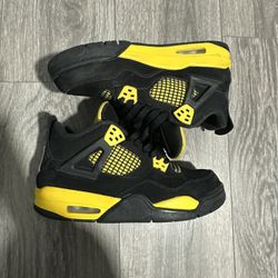 Jordan 4s