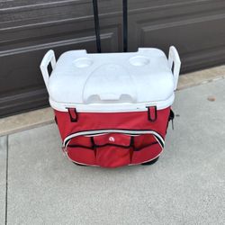 Igloo Cooler Budweiser On Wheels Like New 