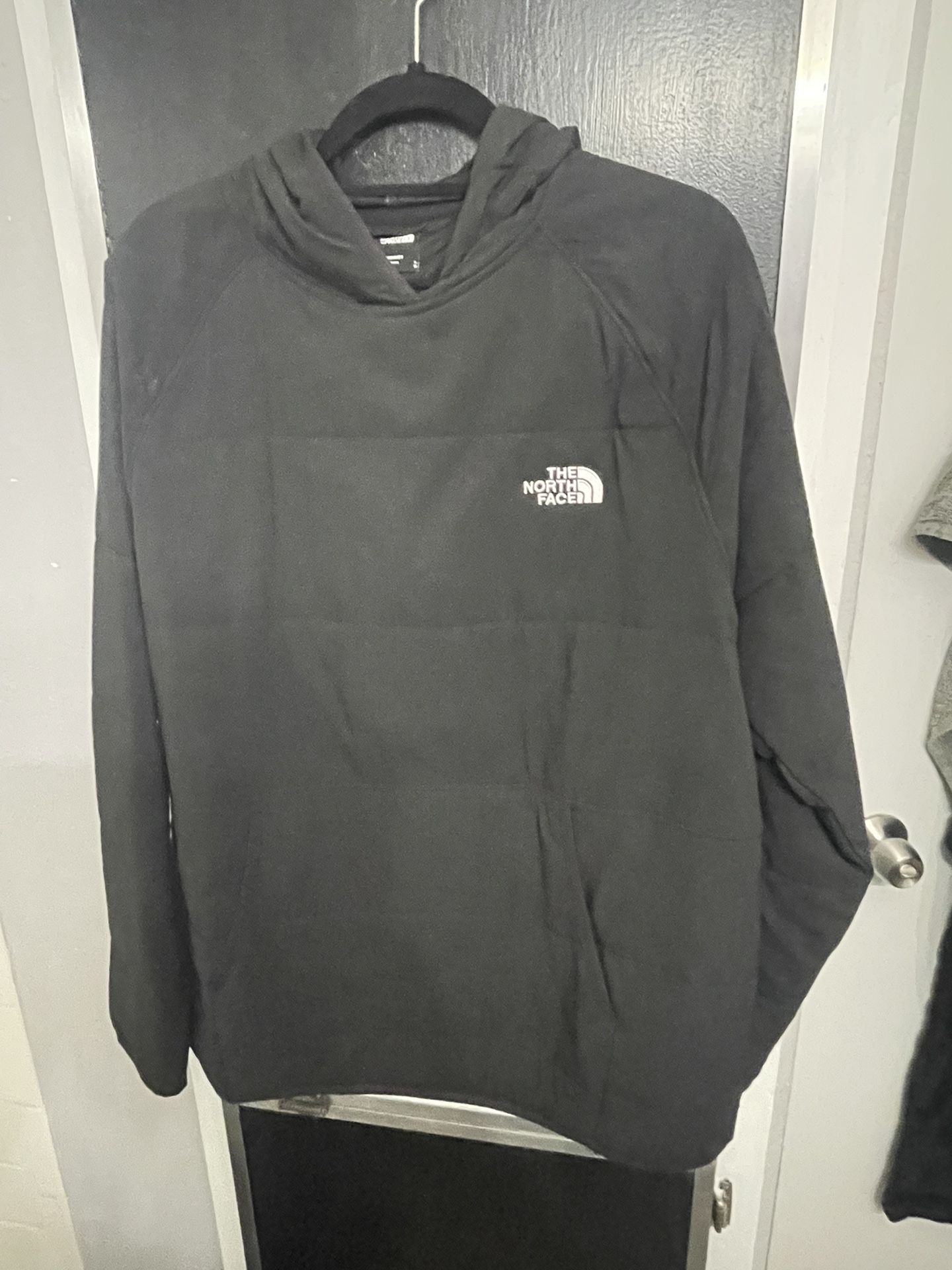 The North Face Men’s Mountain Sweatshirt Pullover in black size L -brand new never used!