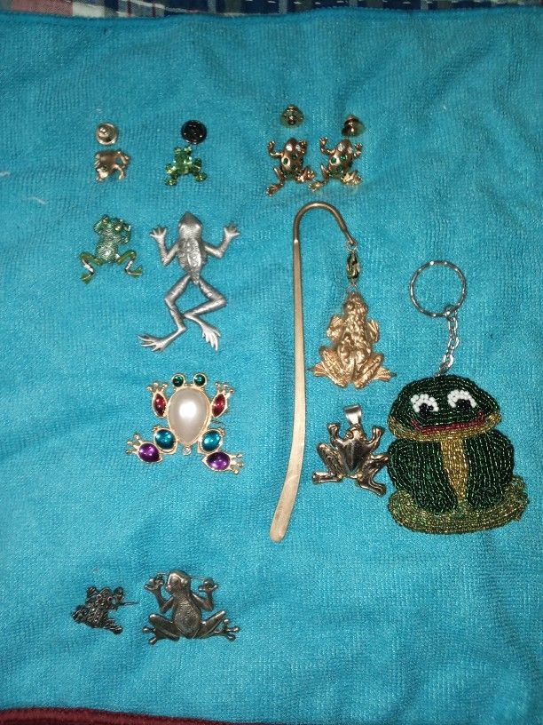 Frog Lovers Brooch Pin Collection