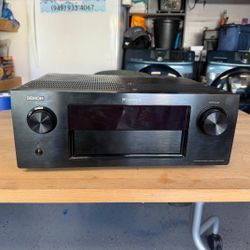 Denon AVR-3313CI IN-Command Series.
