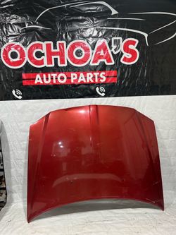 Dodge magnum 2005 and 2006 and 2007 hood