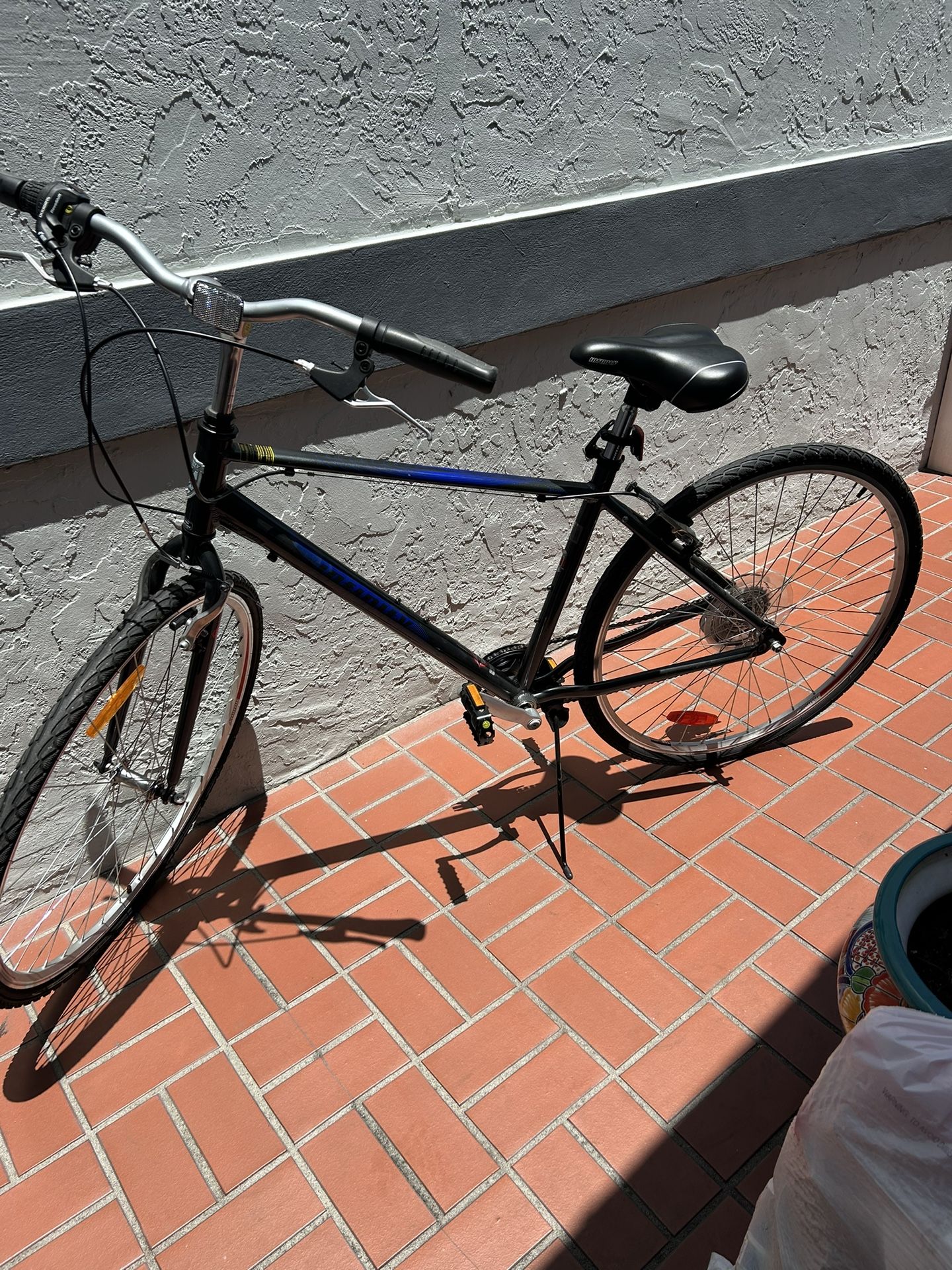 Infinity Bicycle 1014315 7 Speed 700 C Shimano Parts 29”