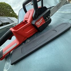 Milwaukee M18 16” Chainsaw USED But Works BRAND New Chain