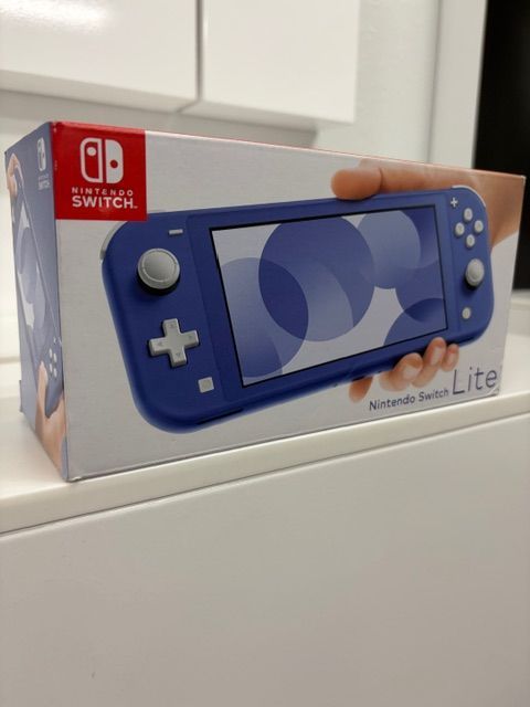 ๐ฑ BLACK FRIDAY DEALS - ๐ค Best Gaming Console Deal โ Switch Lite Japan Version Now $179 with 15% Off and 1-Year Coverage