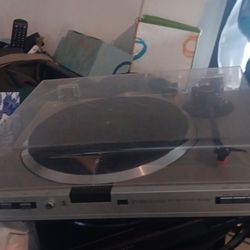 Sansui Fr D40 Turntable With Good Needle Works Great