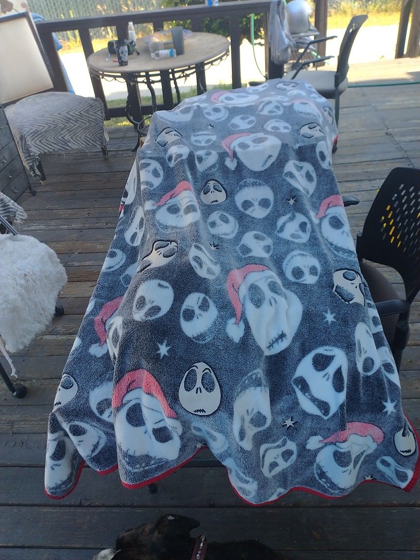 Walgreens nightmare before christmas blanket sale