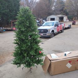 6 Ft Home Reflections Pre Lit Christmas Tree