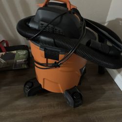 Rigid Shop Vacuum 