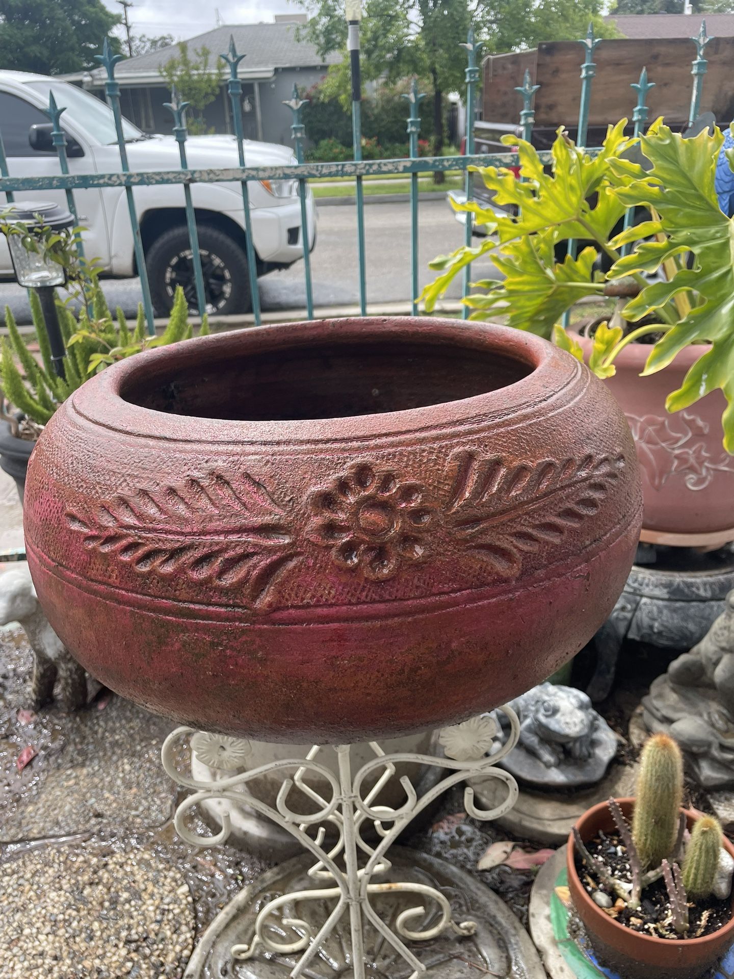 Large Garden Pot 