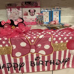 Minnie Mouse Birthday Supplies