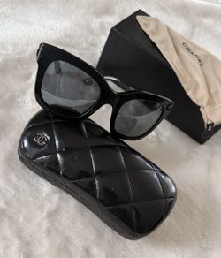 CHANEL Glossy Black Sunglasses