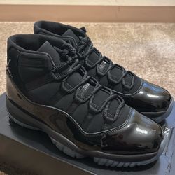 Jordan 11 Retro Cap And Gown