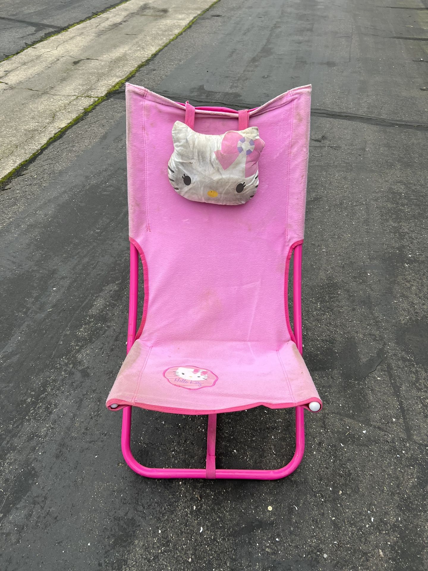Hello Kitty Foldable Chair