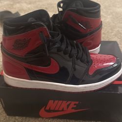 Air Jordan 1 Retro High OG Patent Bred Size 8