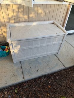 Suncast Deck Storage Box