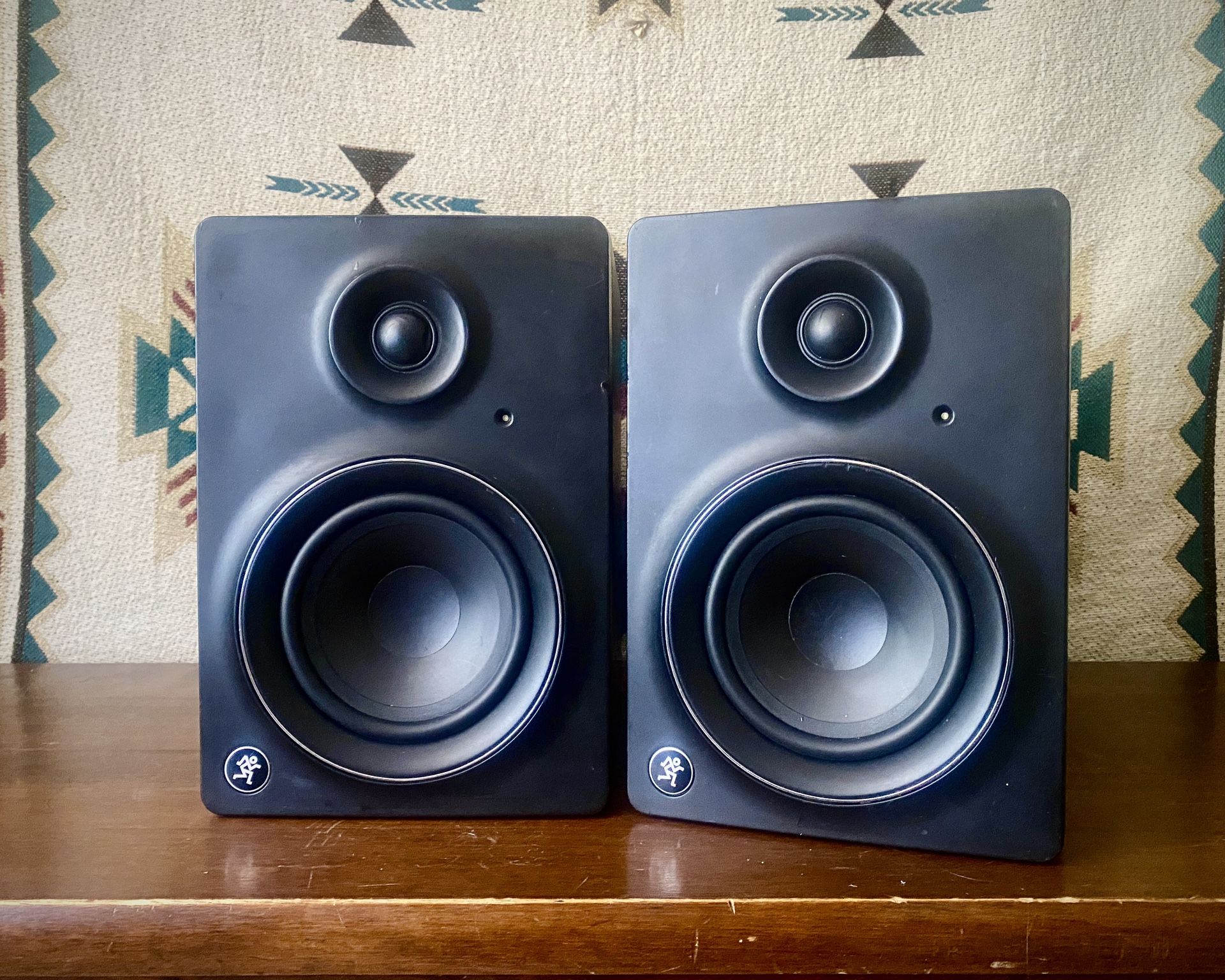 Mackie Mr5 MKII Studio Monitors
